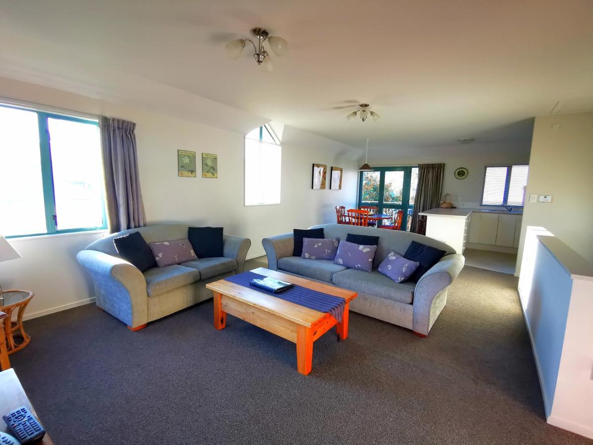 Les Troupes Apartments Akaroa Εξωτερικό φωτογραφία