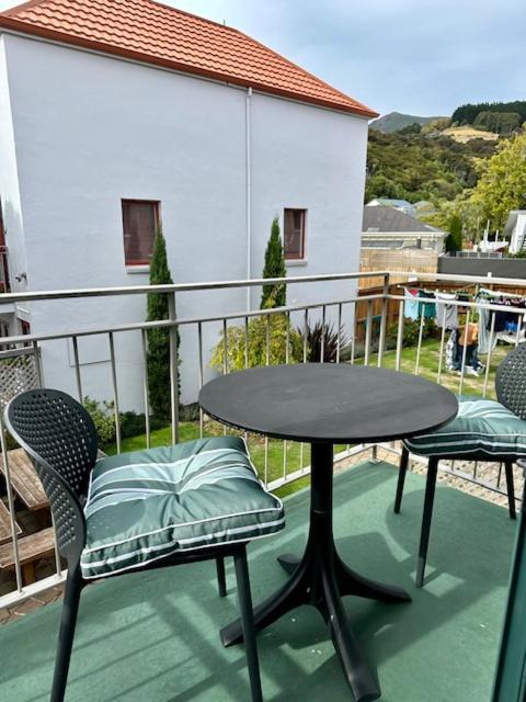 Les Troupes Apartments Akaroa Εξωτερικό φωτογραφία
