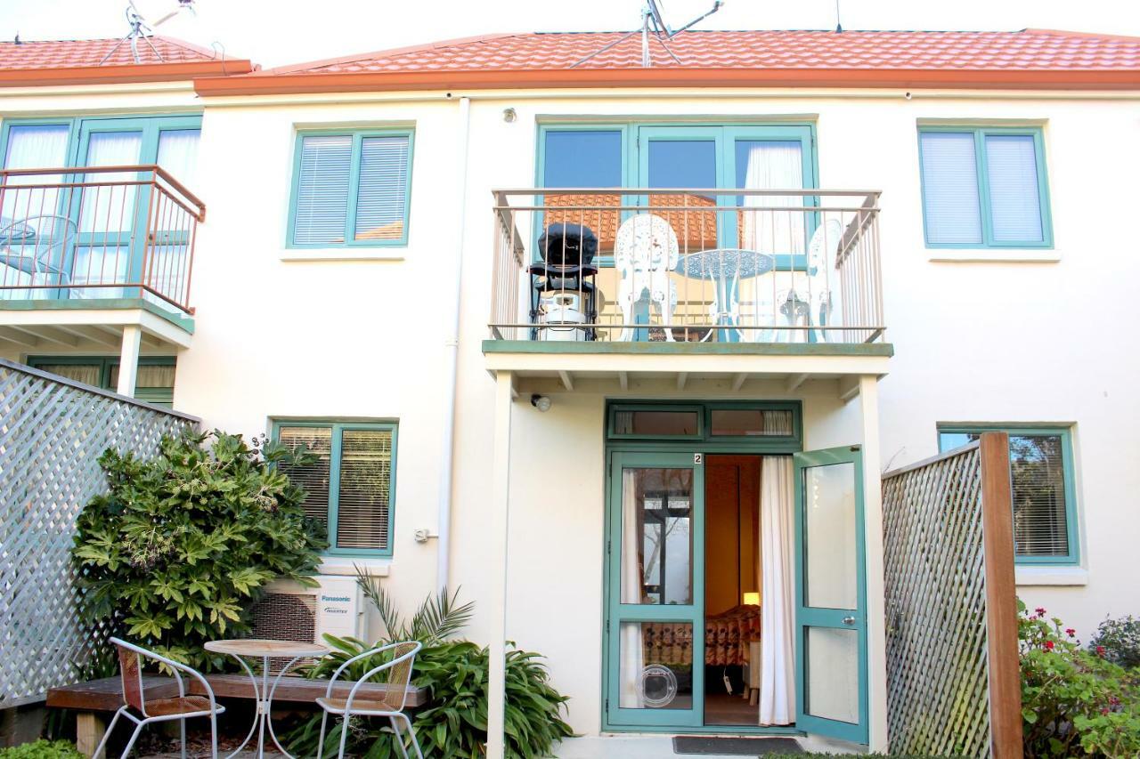 Les Troupes Apartments Akaroa Εξωτερικό φωτογραφία